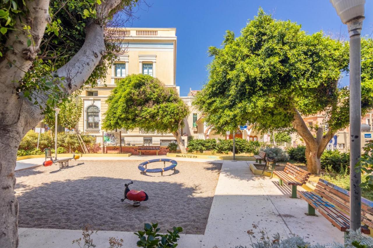 Appartamento City Center With Free Parking And Port Side View Candia Esterno foto