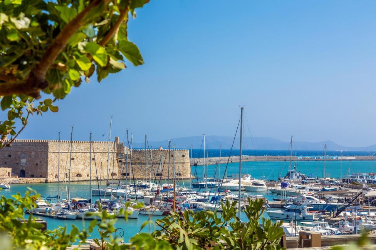 Appartamento City Center With Free Parking And Port Side View Candia Esterno foto